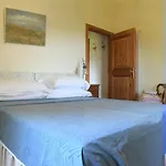 Localita S Cecilia 30, Apartment