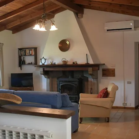 Località S Cecilia 30, Appartement