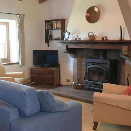 Appartement Località S Cecilia 30, *