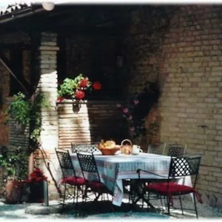 Località S Cecilia 30, * Urbania